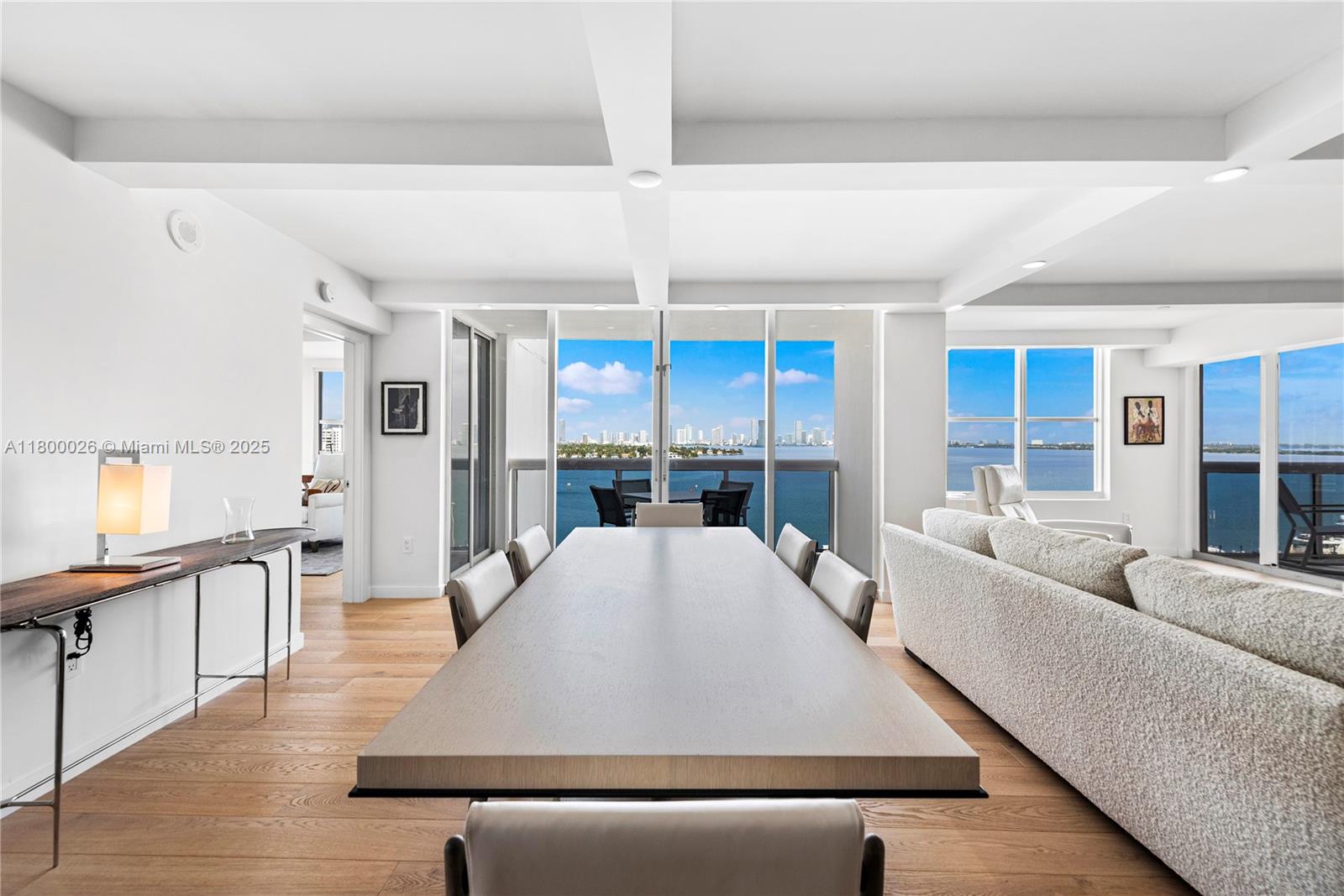 SUNSET HARBOUR SOUTH COND - Residential