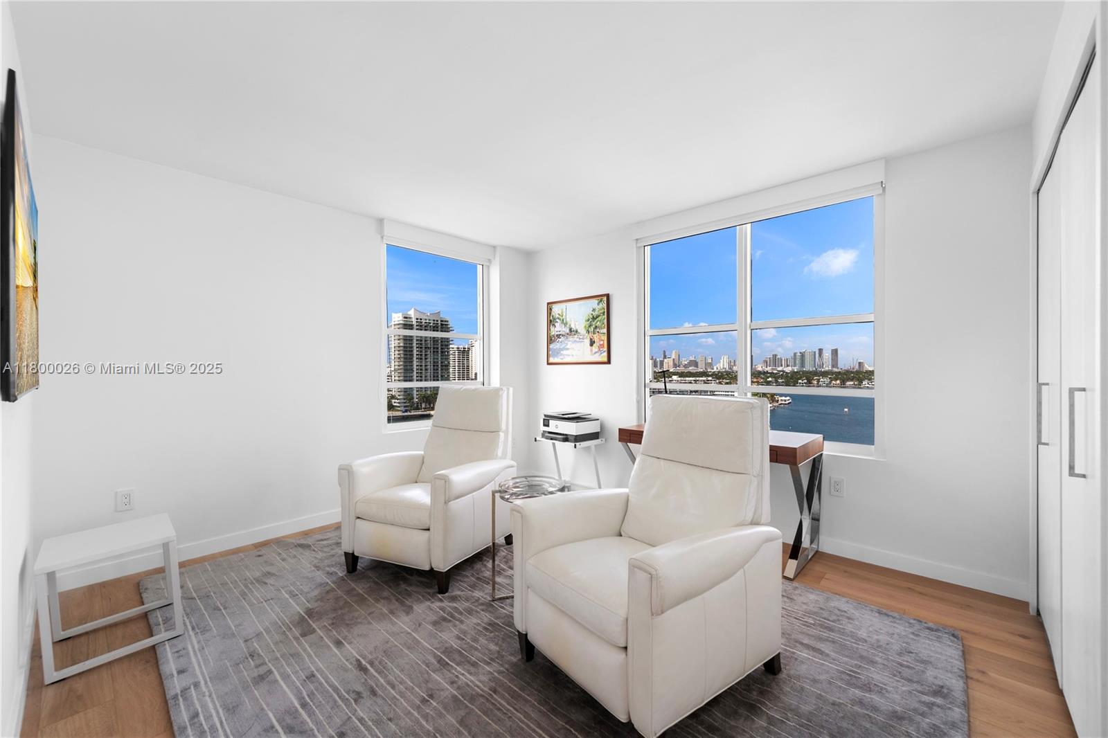 SUNSET HARBOUR SOUTH COND - Residential
