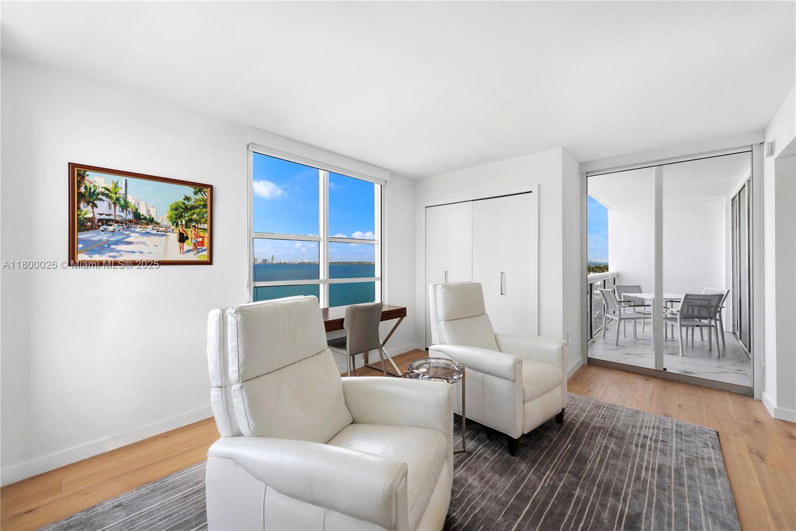 SUNSET HARBOUR SOUTH COND - Residential