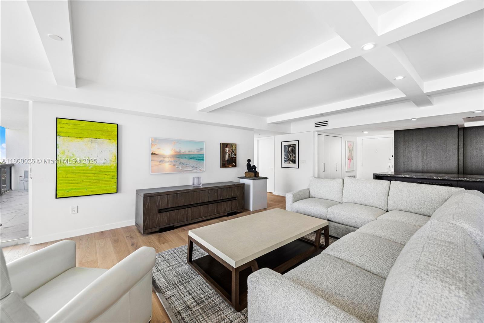 SUNSET HARBOUR SOUTH COND - Residential