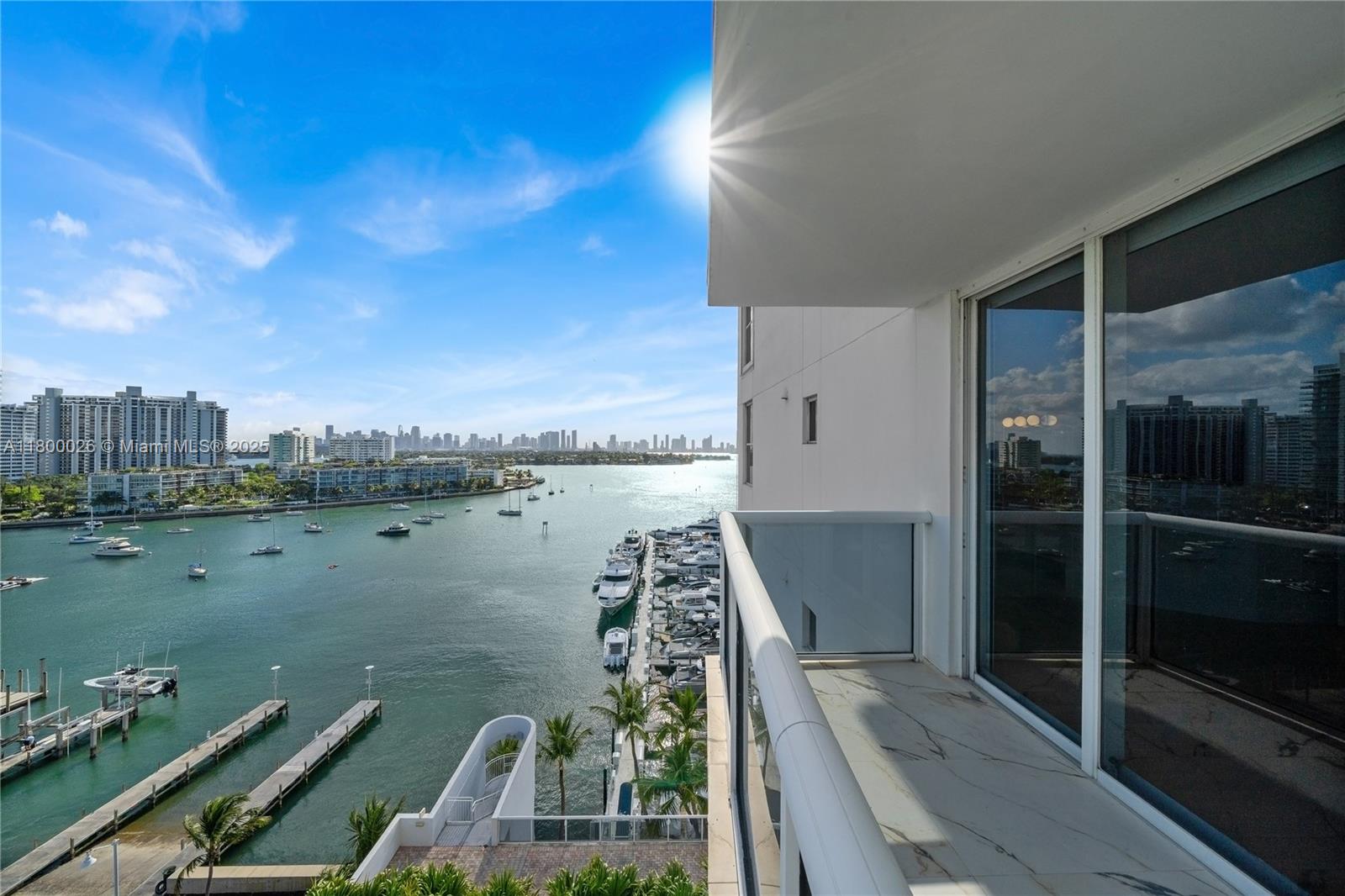 SUNSET HARBOUR SOUTH COND - Residential