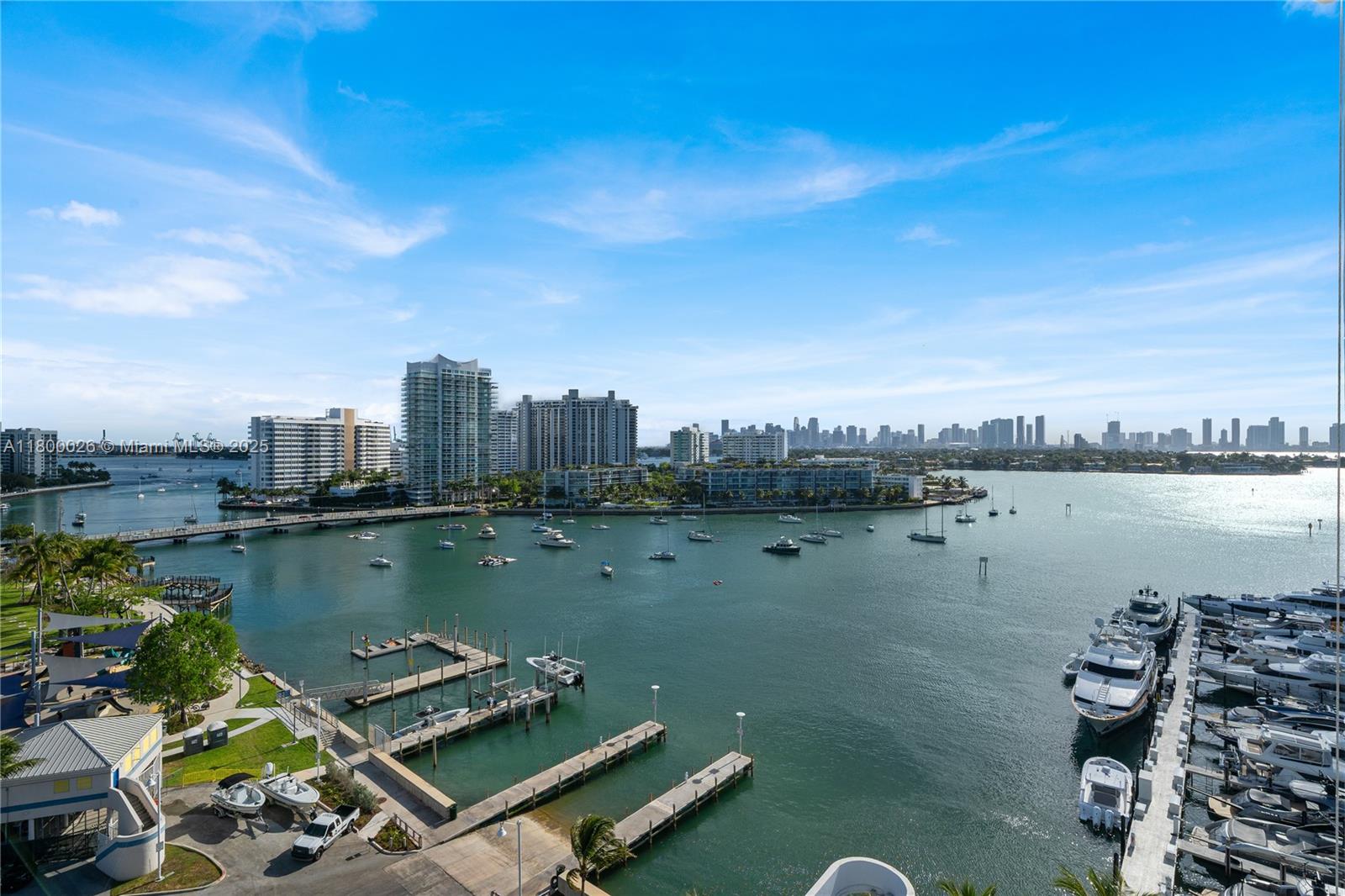 SUNSET HARBOUR SOUTH COND - Residential