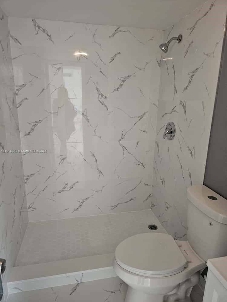 LAKES OF JACARANDA CONDO - Residential Lease