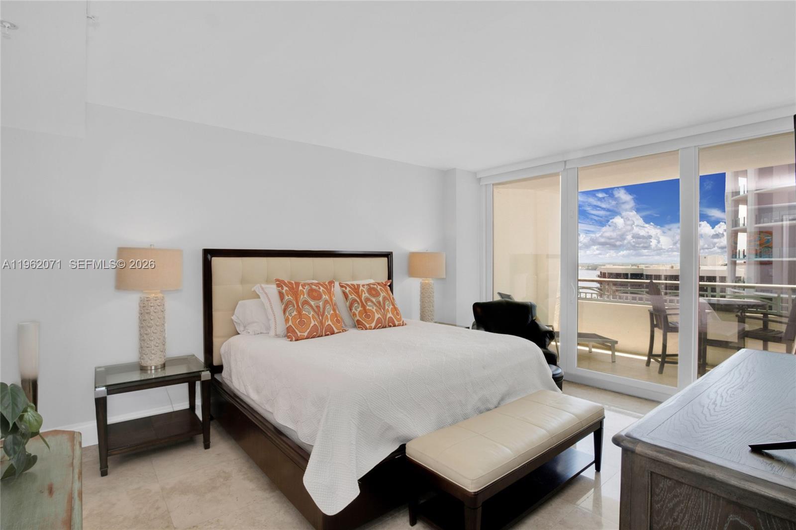 3400 SW 27th Ave 1904