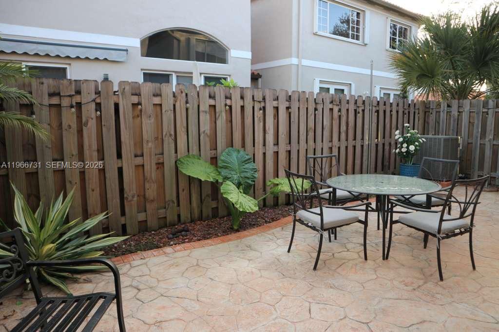 ANCHORAGE AT MIAMI LAKES - Residential