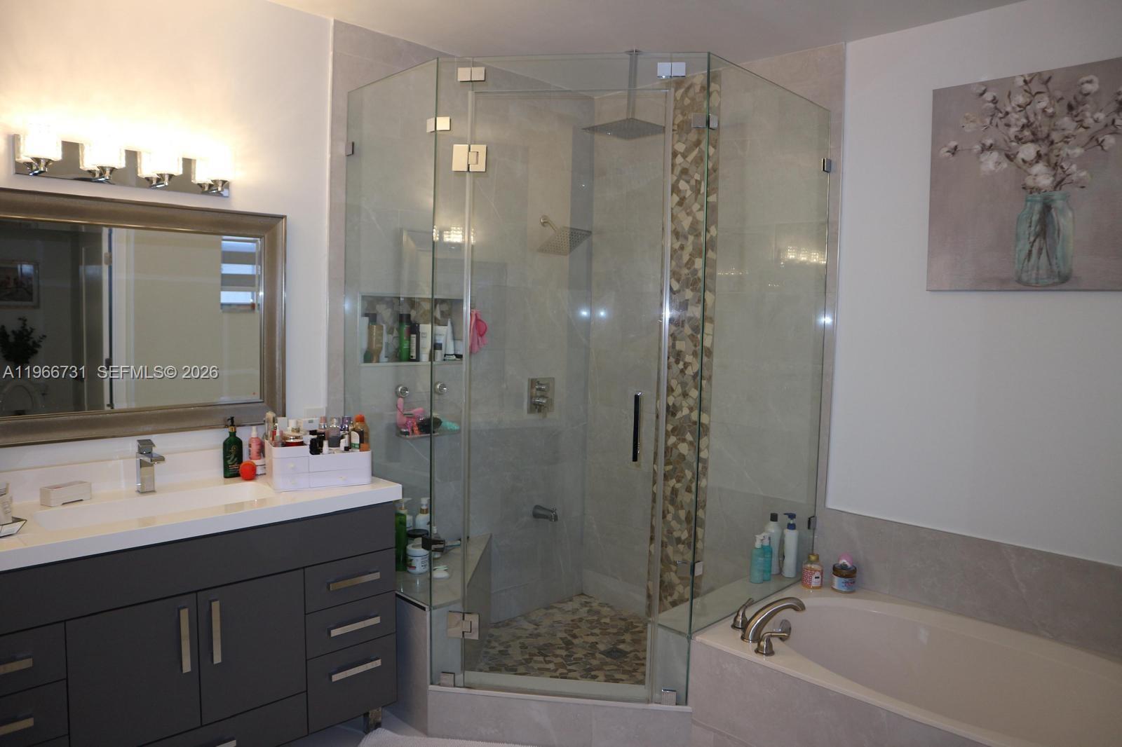 ANCHORAGE AT MIAMI LAKES - Residential