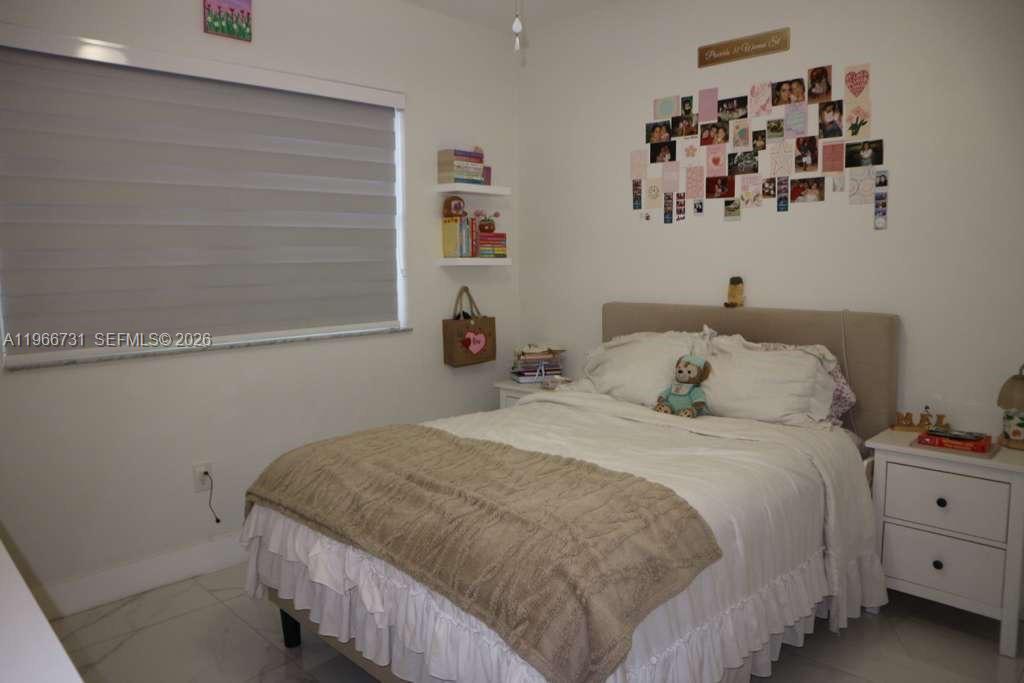 ANCHORAGE AT MIAMI LAKES - Residential