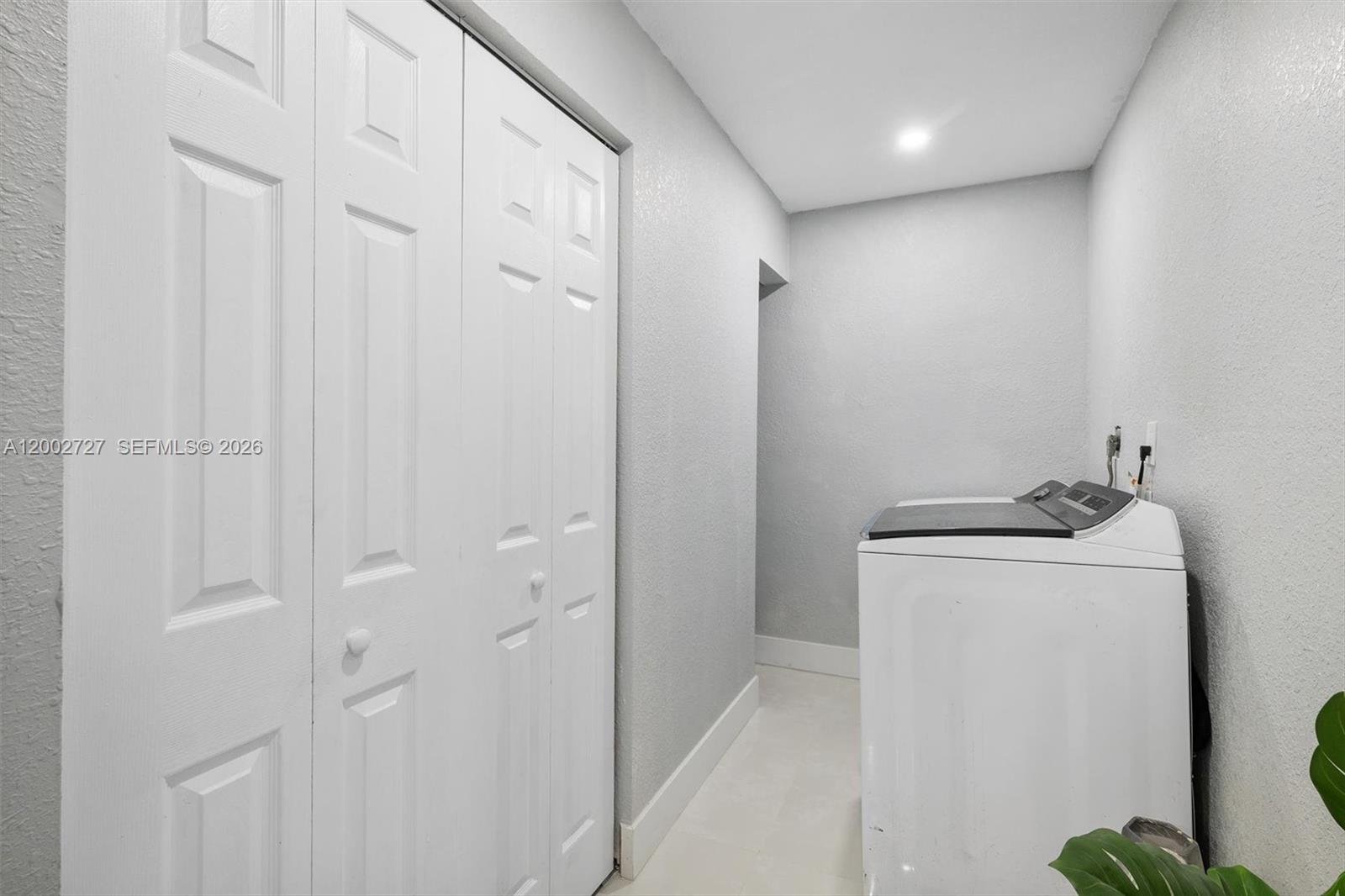 BISCAYNE GARDENS SEC D RE - Residential