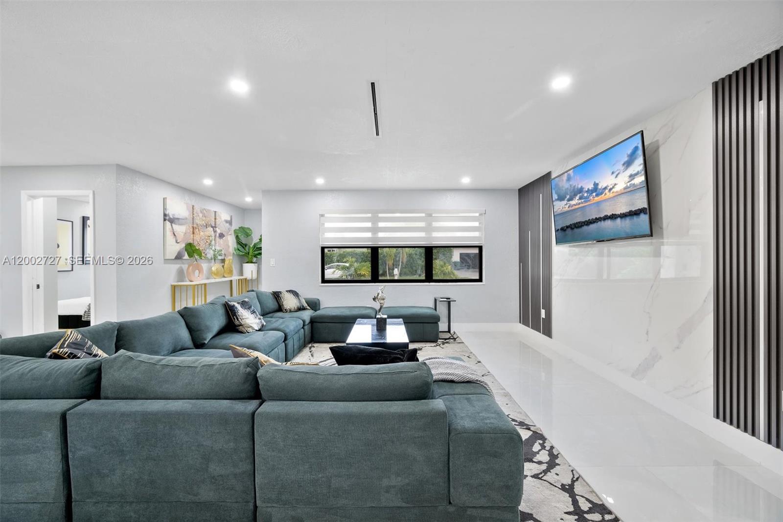 BISCAYNE GARDENS SEC D RE - Residential