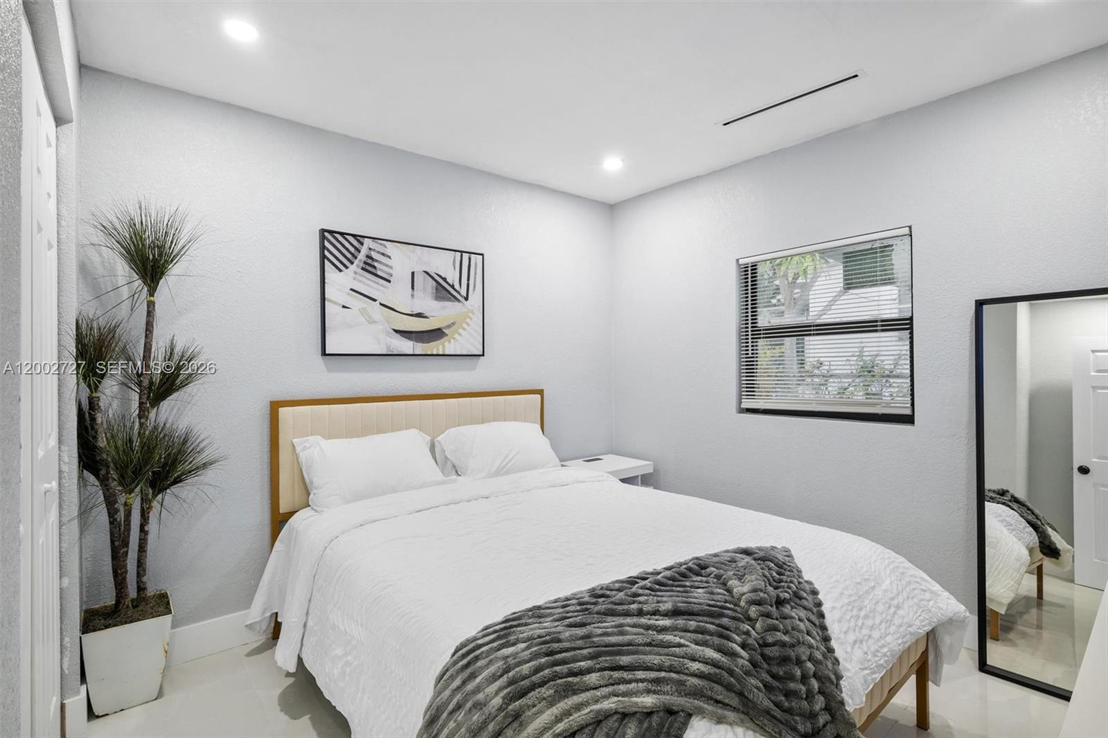 BISCAYNE GARDENS SEC D RE - Residential