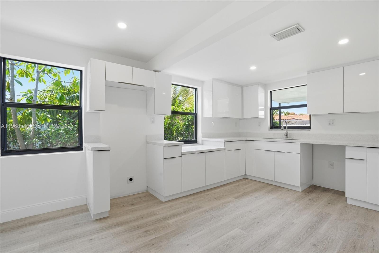 TRAJUNE PARK - Residential