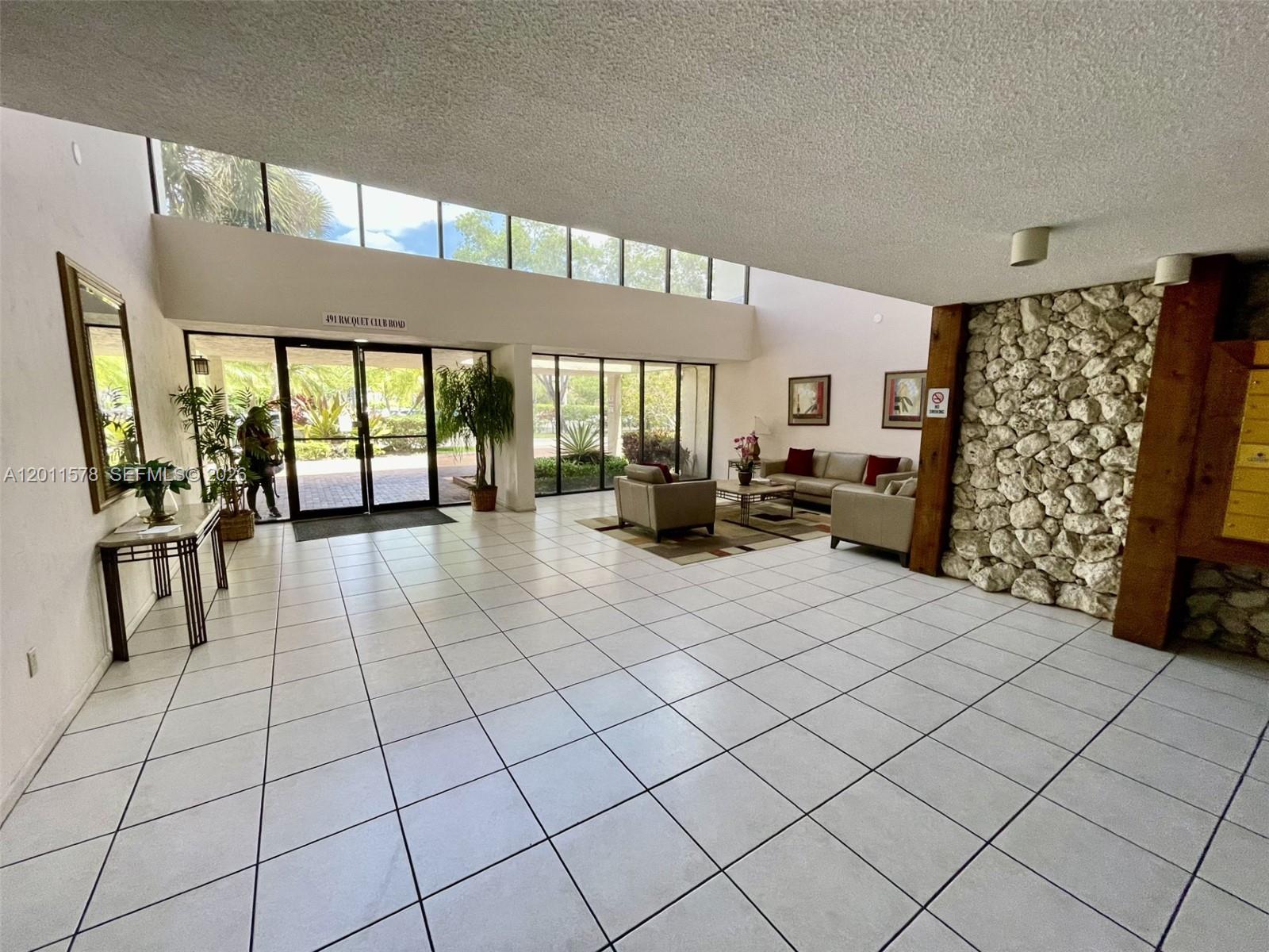 BLDG 130 OF COUNTRY CLUB - Residential