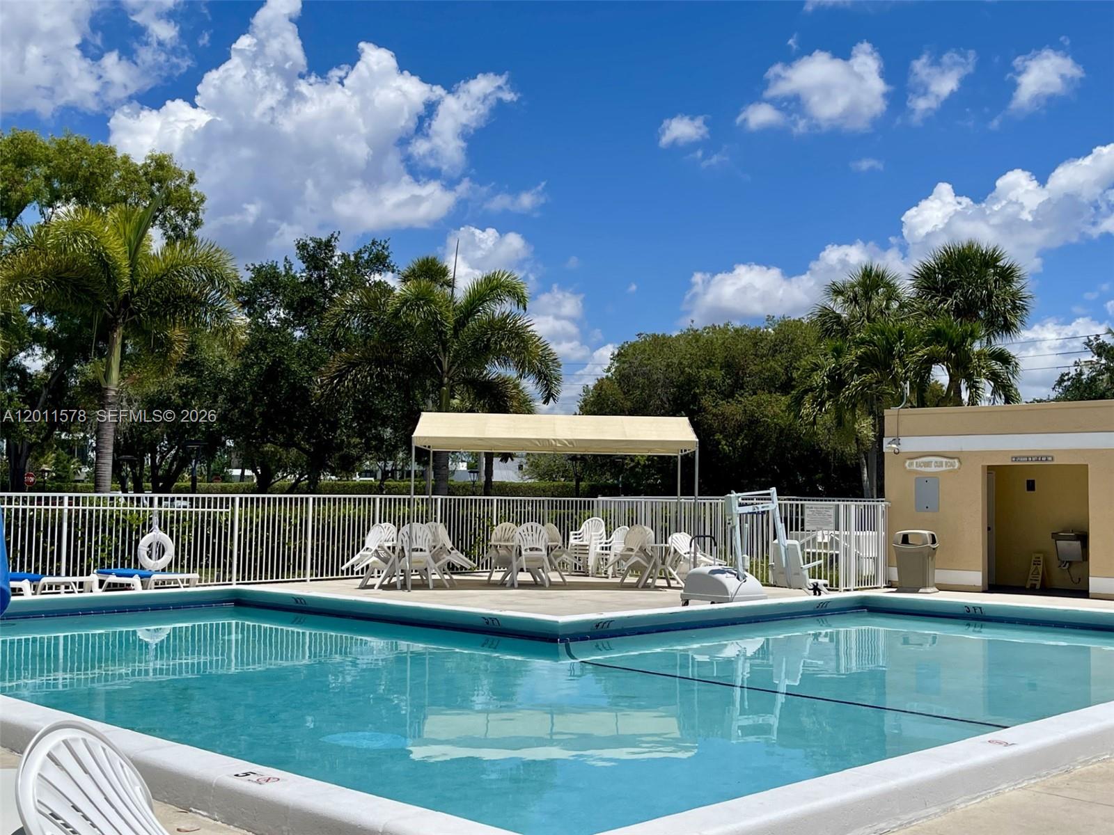 491 Racquet Club Rd 303