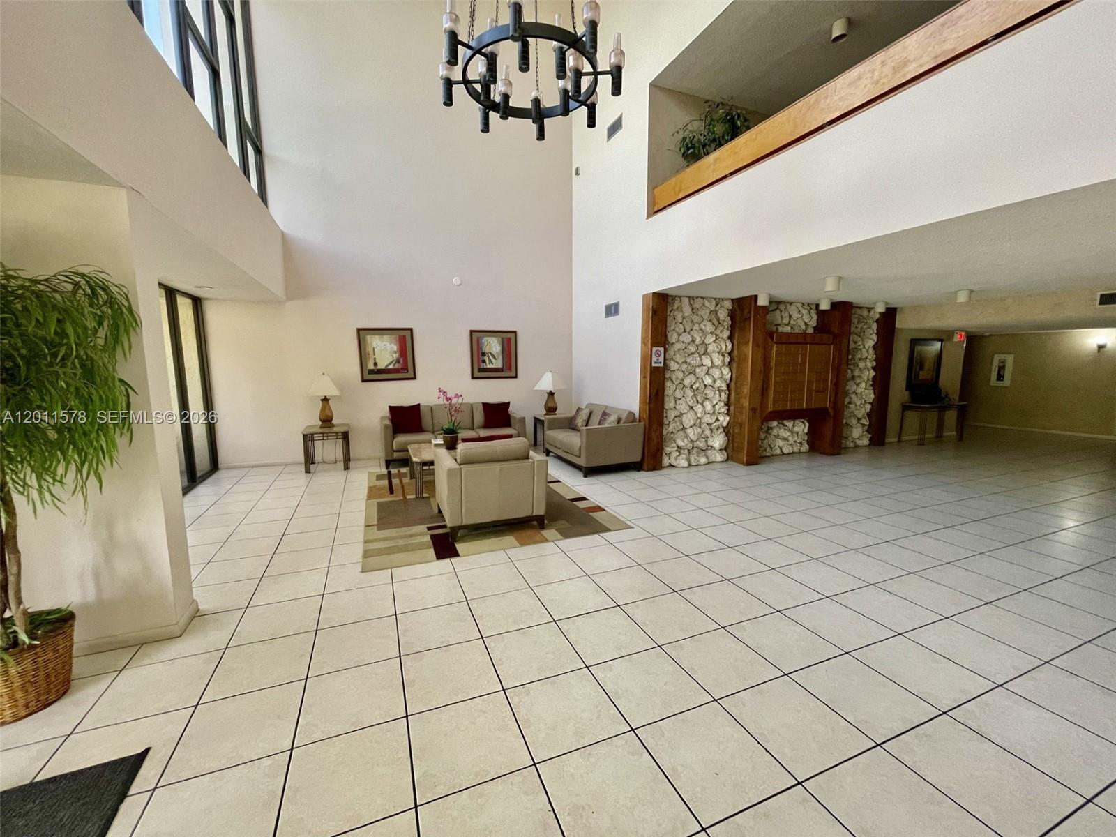 BLDG 130 OF COUNTRY CLUB - Residential