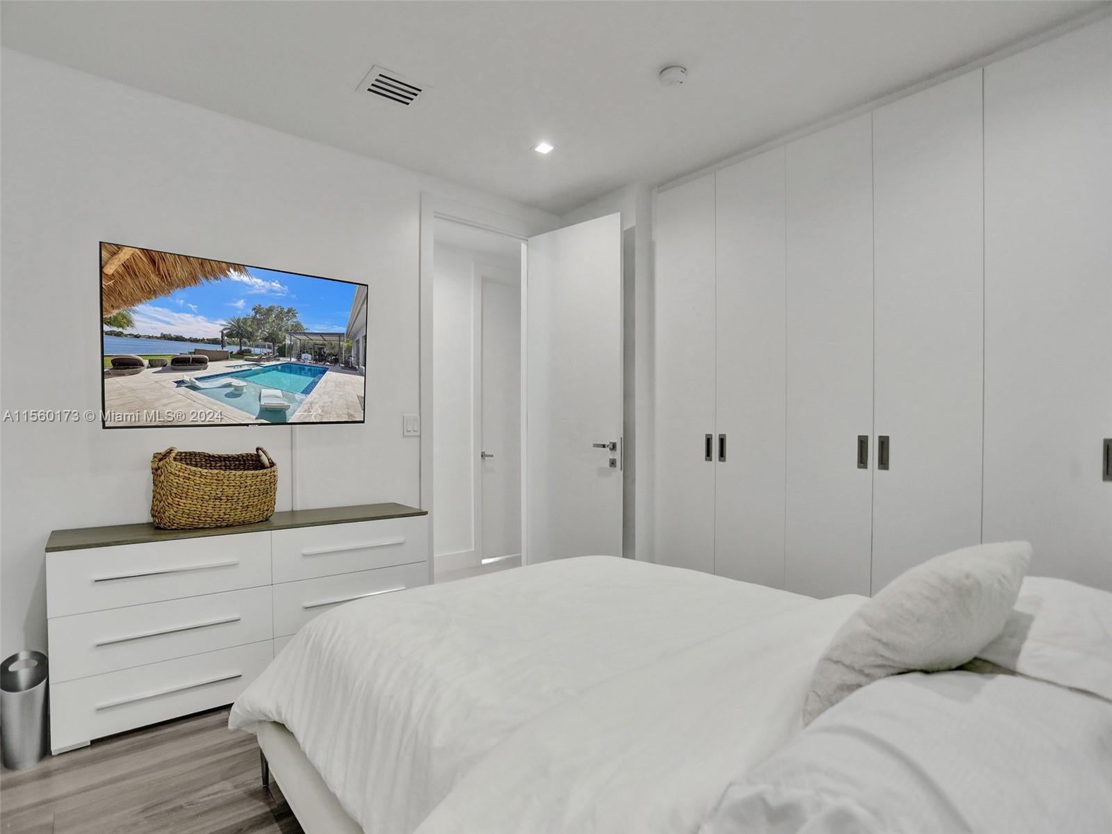 GREYKNOLL ESTATES - Residential