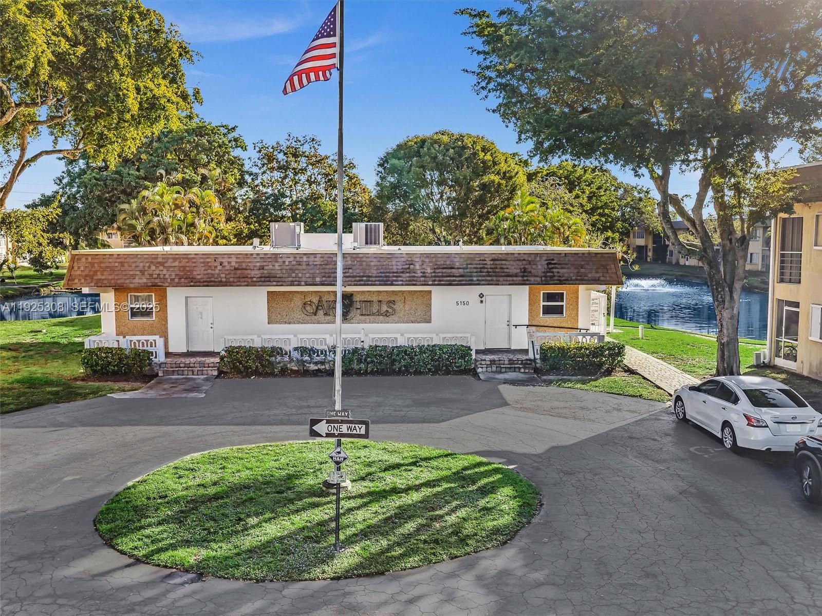 OAK HILLS CONDO NO II - Residential Lease