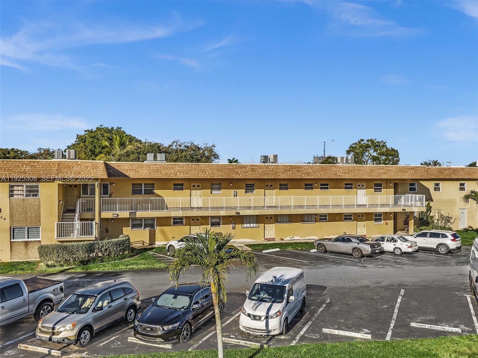 OAK HILLS CONDO NO II - Residential Lease