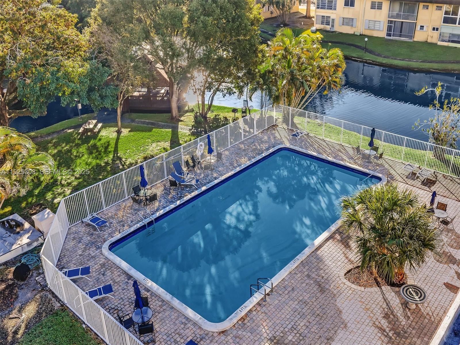 OAK HILLS CONDO NO II - Residential Lease