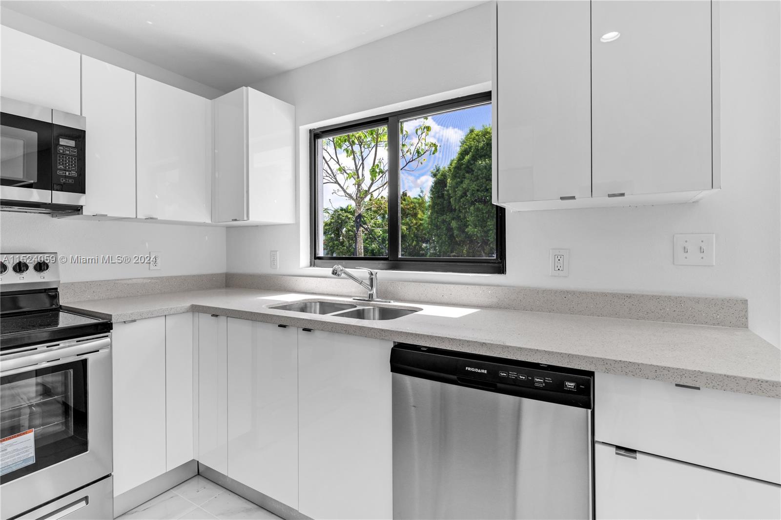 ORANGE VIEW PK - Residential