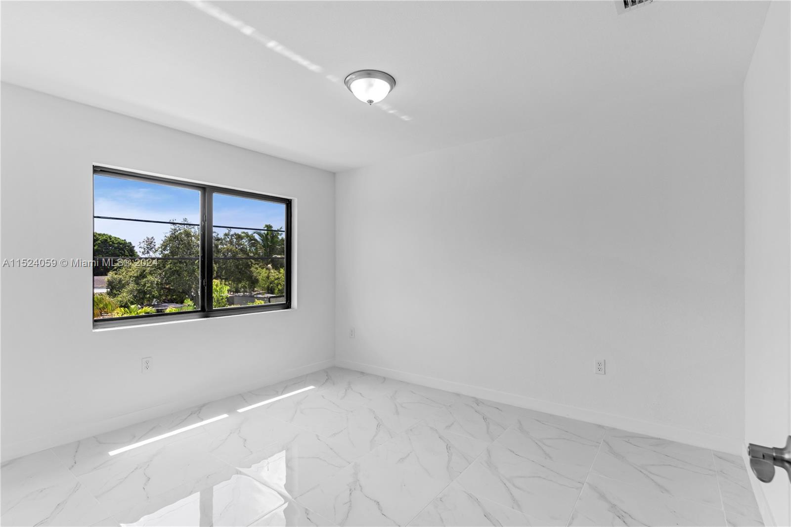 ORANGE VIEW PK - Residential