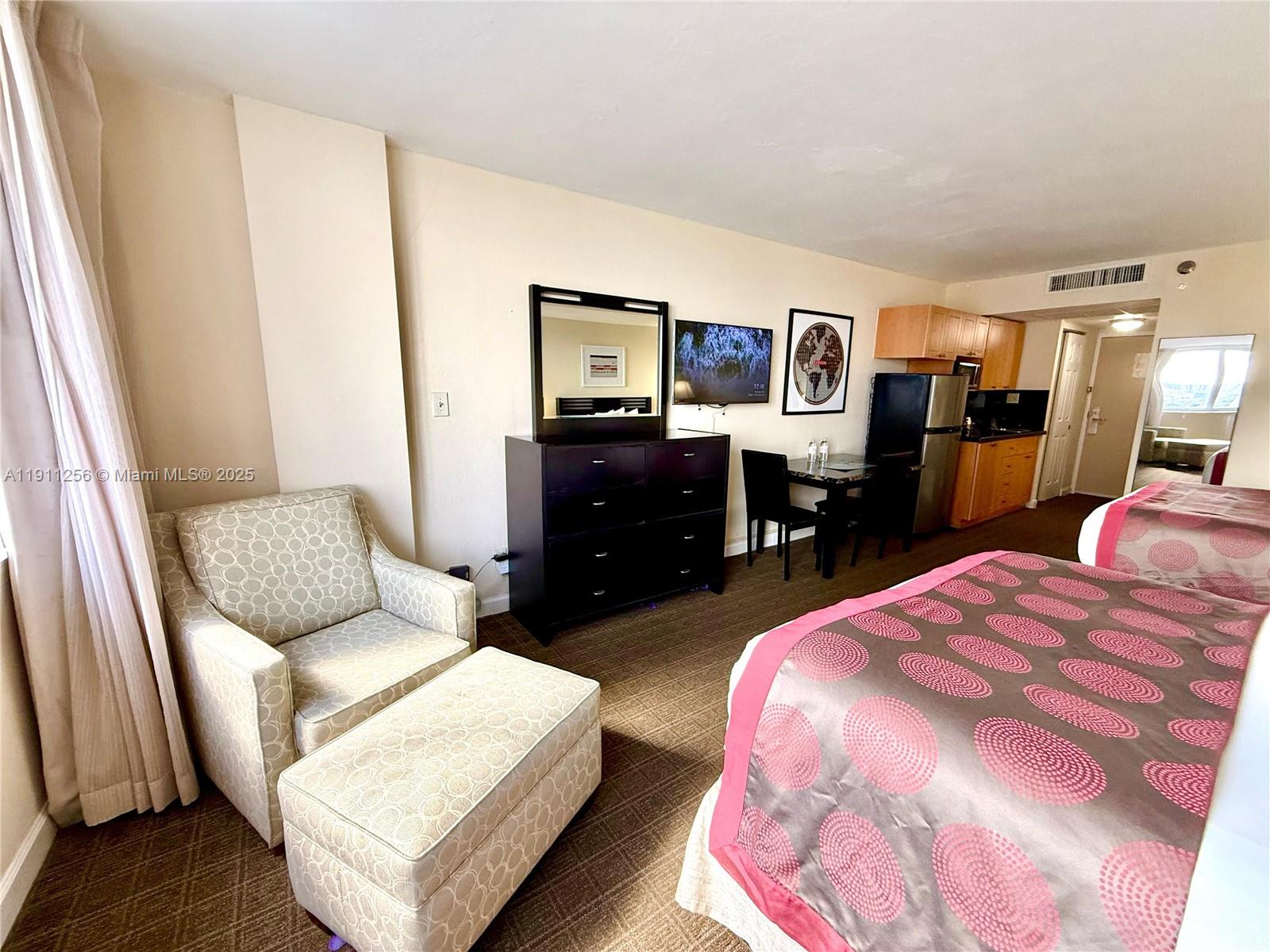 THE AVENTURA BEACH CLUB C - Residential