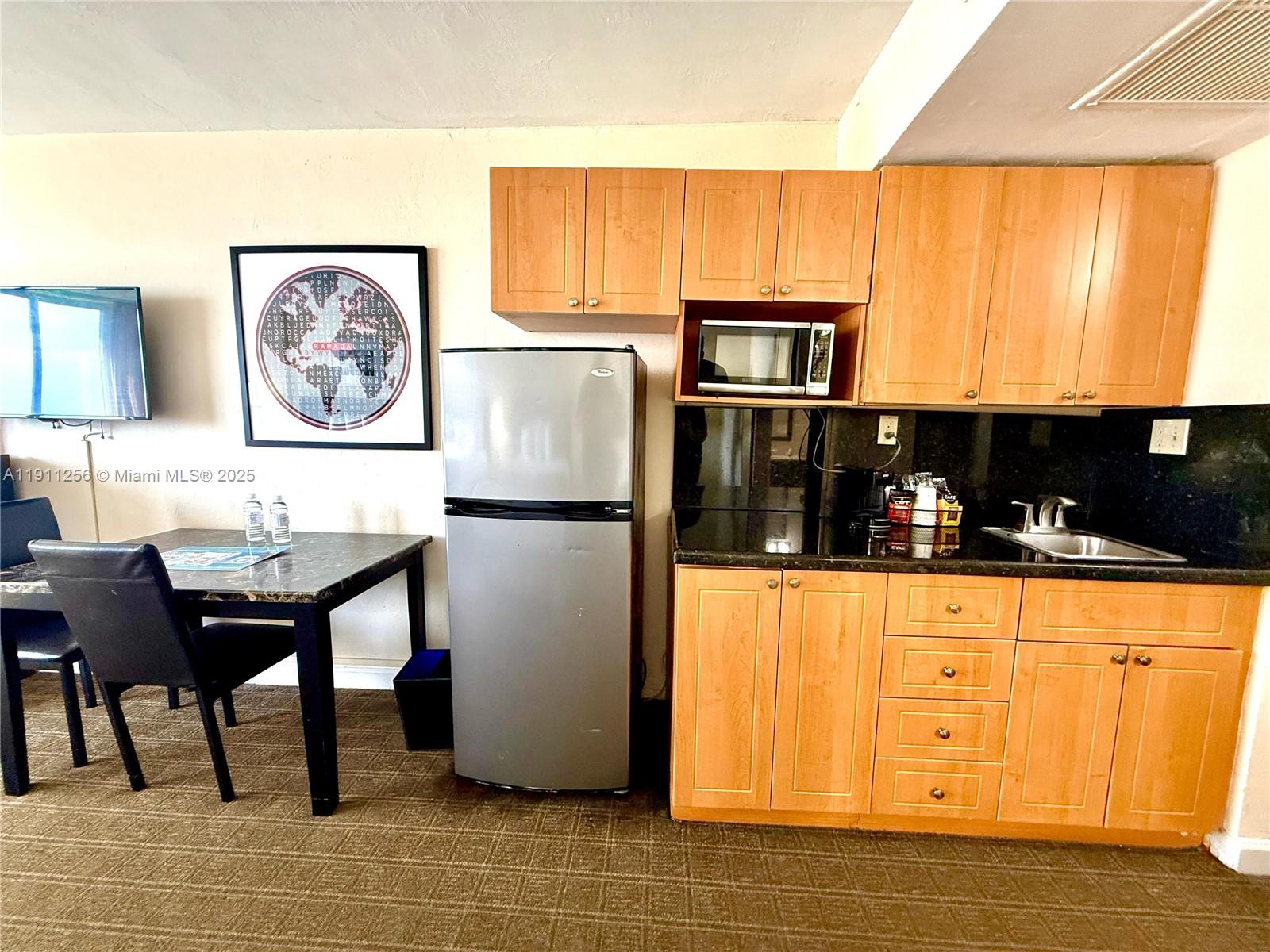 THE AVENTURA BEACH CLUB C - Residential