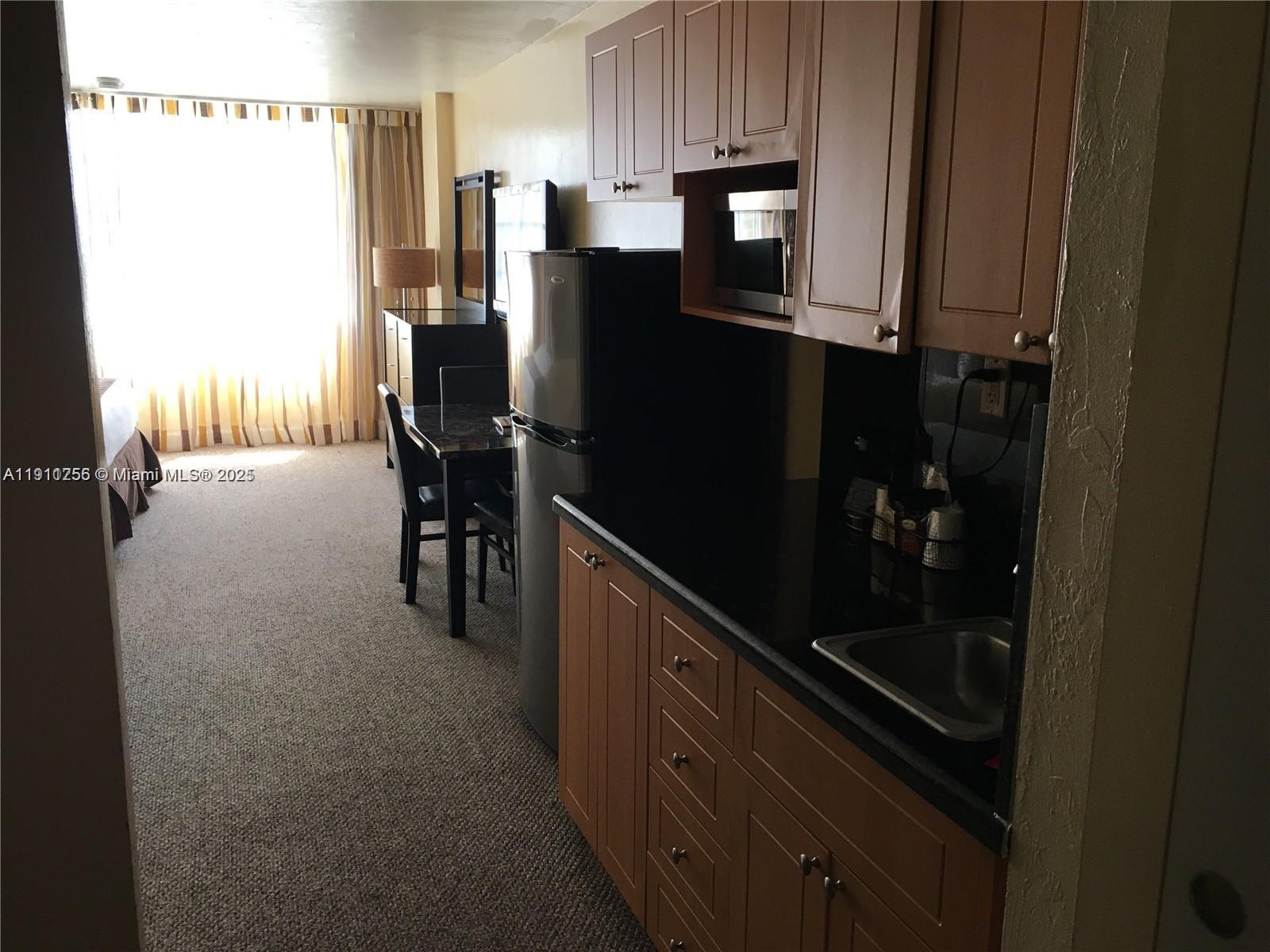 THE AVENTURA BEACH CLUB C - Residential