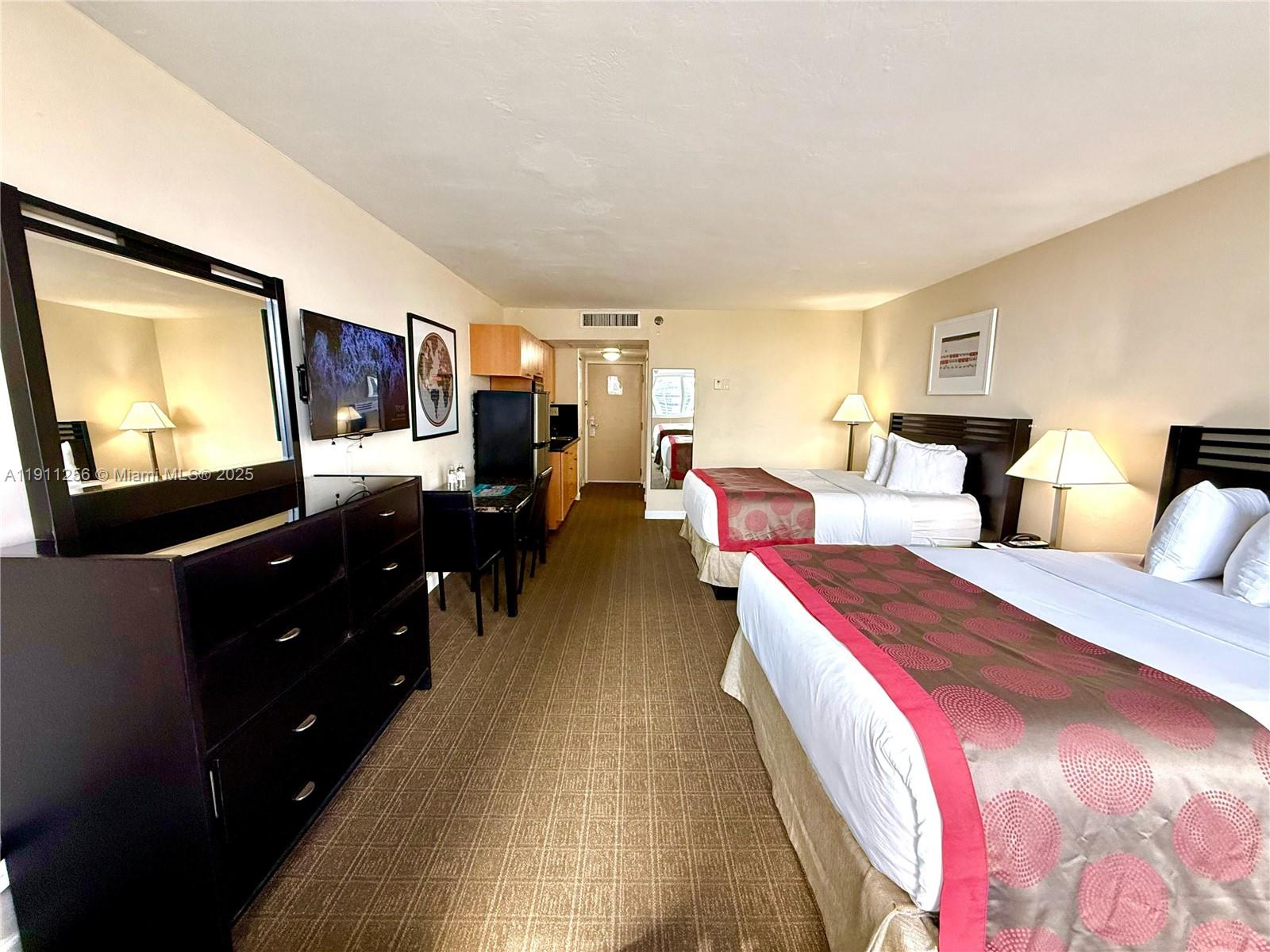 THE AVENTURA BEACH CLUB C - Residential