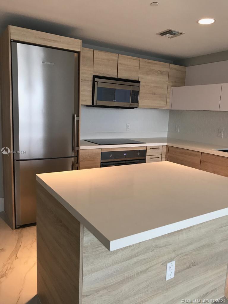 THE HARBOUR SOUTH CONDO - Residential Lease