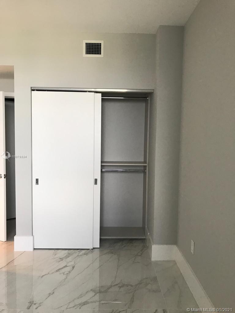 THE HARBOUR SOUTH CONDO - Residential Lease