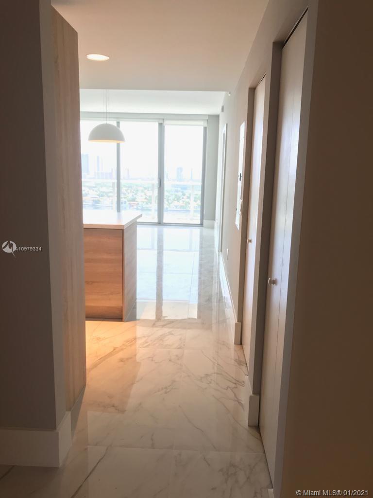 THE HARBOUR SOUTH CONDO - Residential Lease