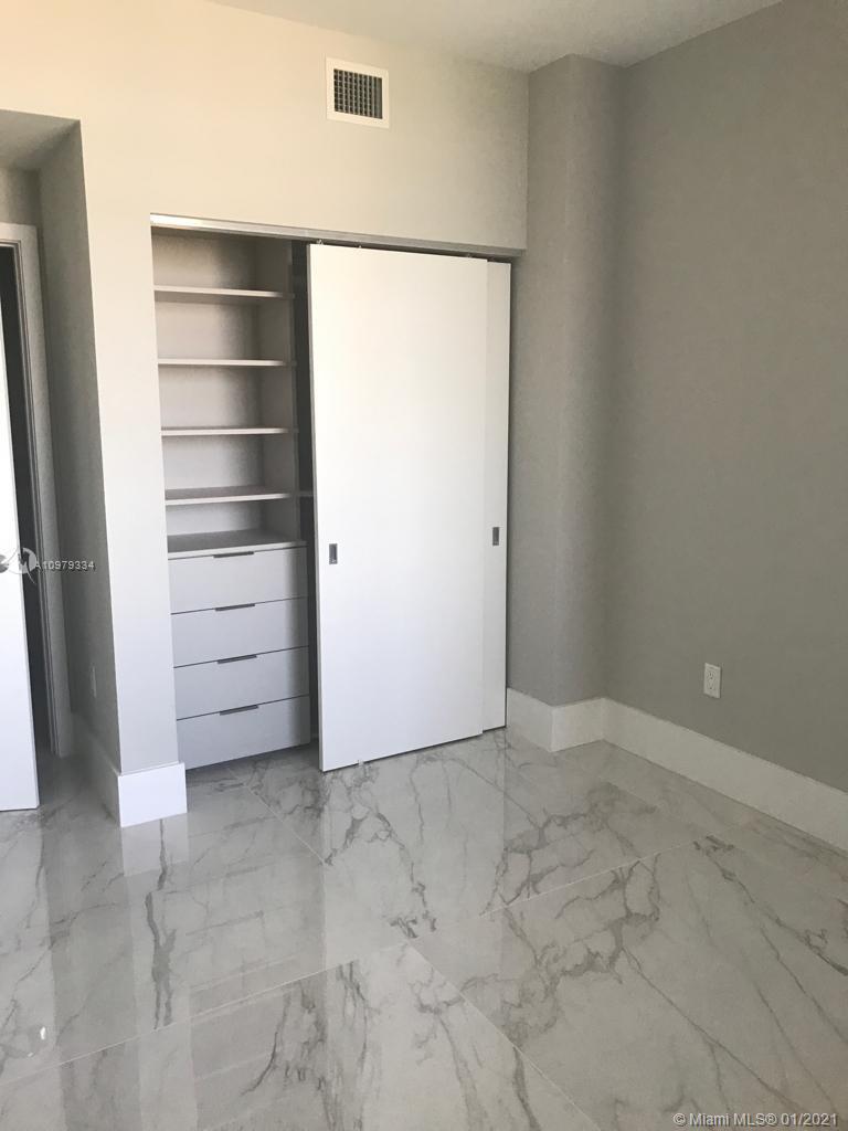 THE HARBOUR SOUTH CONDO - Residential Lease