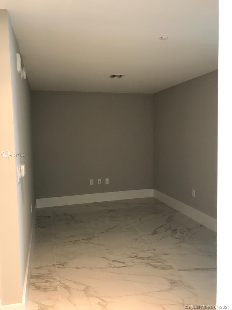 THE HARBOUR SOUTH CONDO - Residential Lease