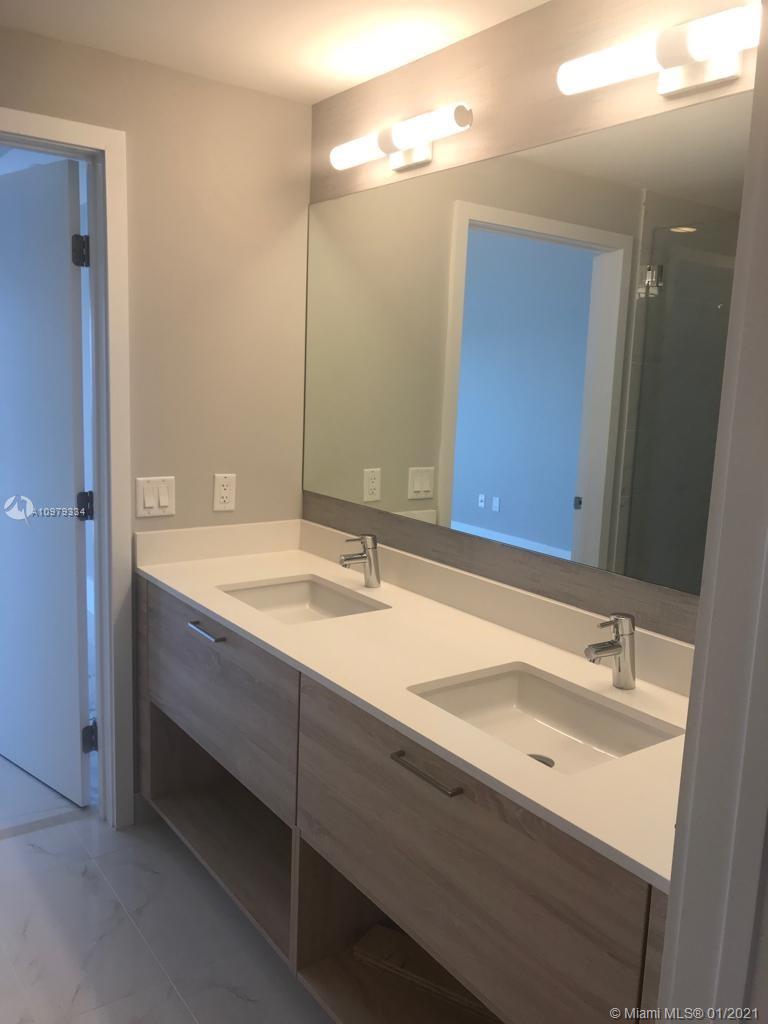 THE HARBOUR SOUTH CONDO - Residential Lease