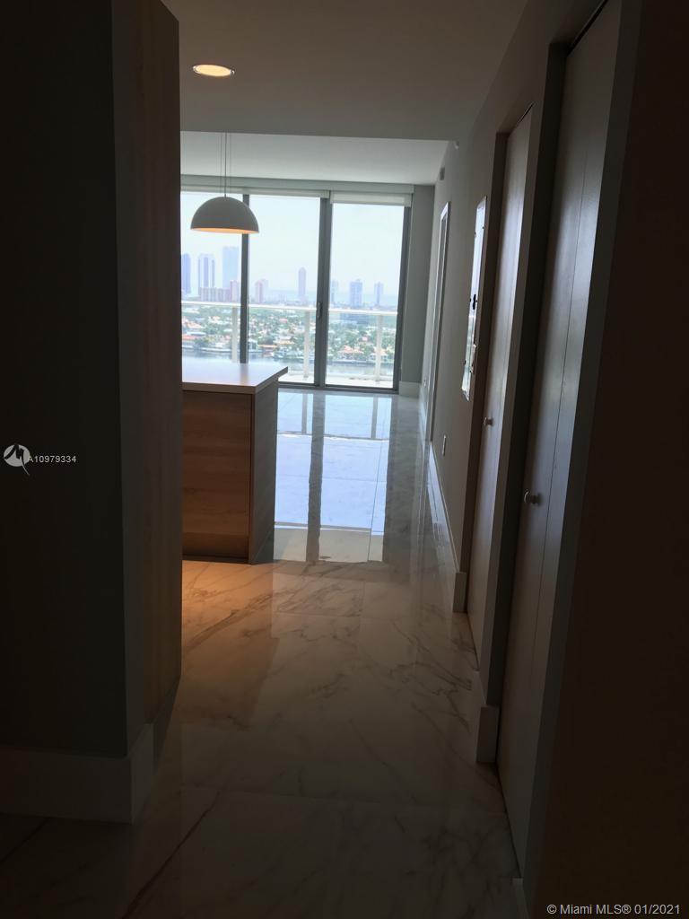 THE HARBOUR SOUTH CONDO - Residential Lease