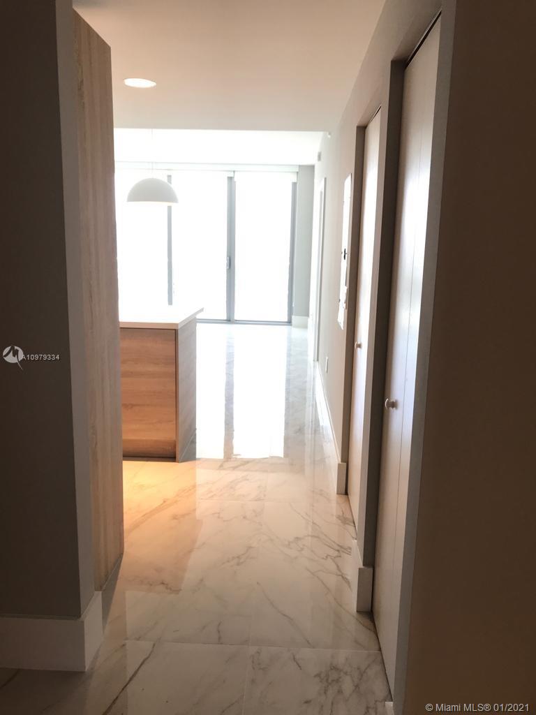 THE HARBOUR SOUTH CONDO - Residential Lease