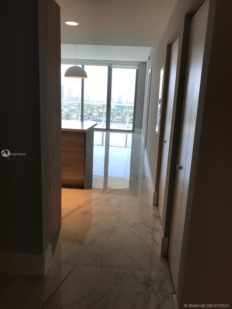 THE HARBOUR SOUTH CONDO - Residential Lease