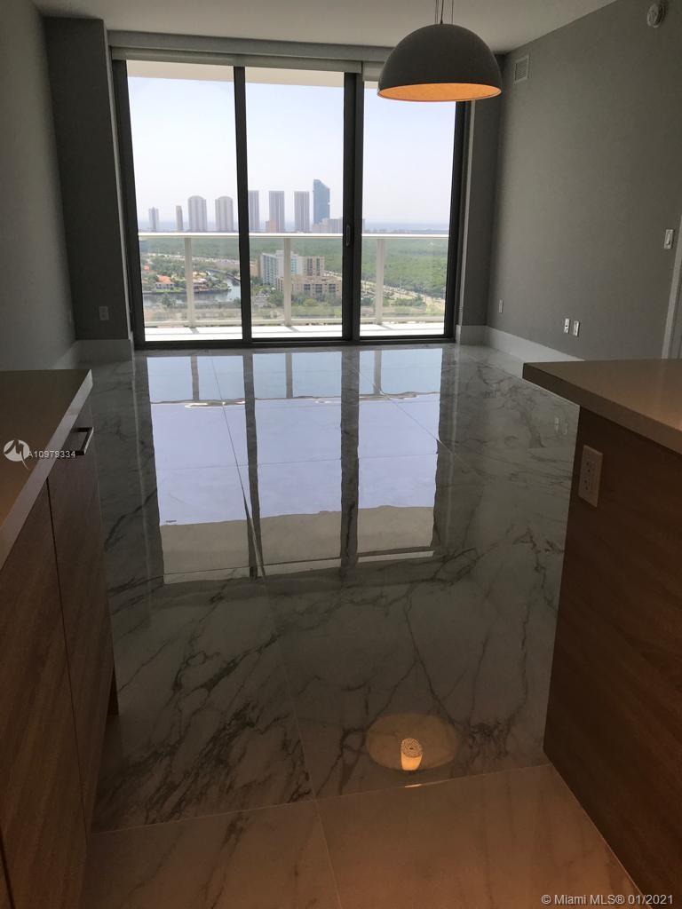 THE HARBOUR SOUTH CONDO - Residential Lease