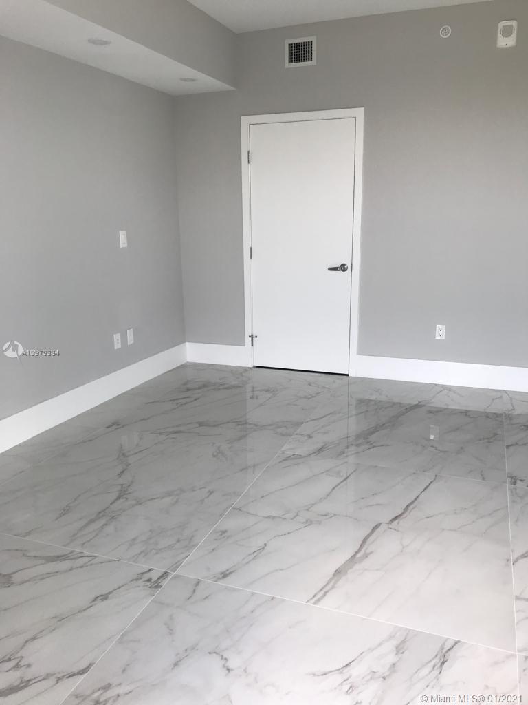 THE HARBOUR SOUTH CONDO - Residential Lease