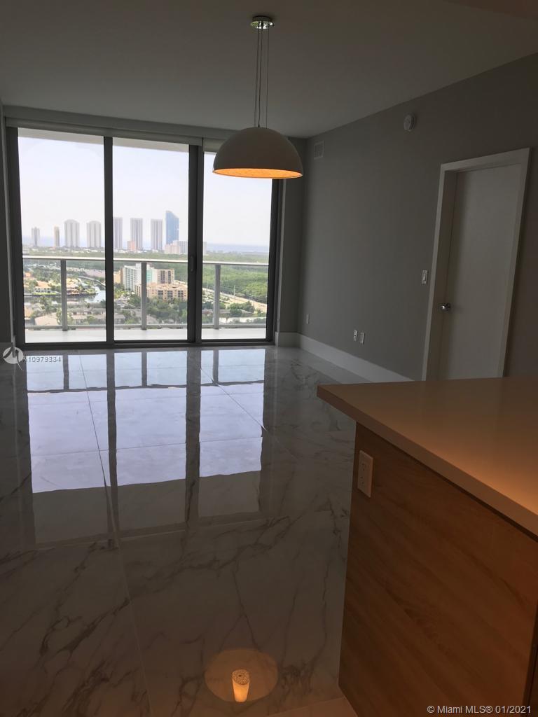 THE HARBOUR SOUTH CONDO - Residential Lease