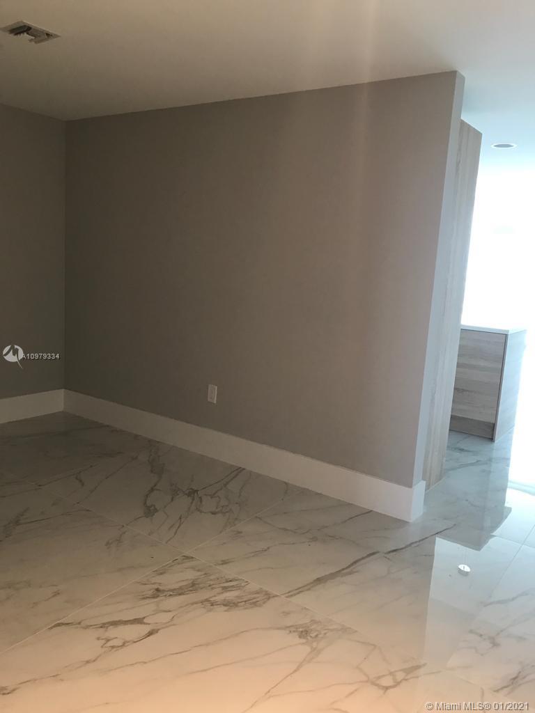 THE HARBOUR SOUTH CONDO - Residential Lease