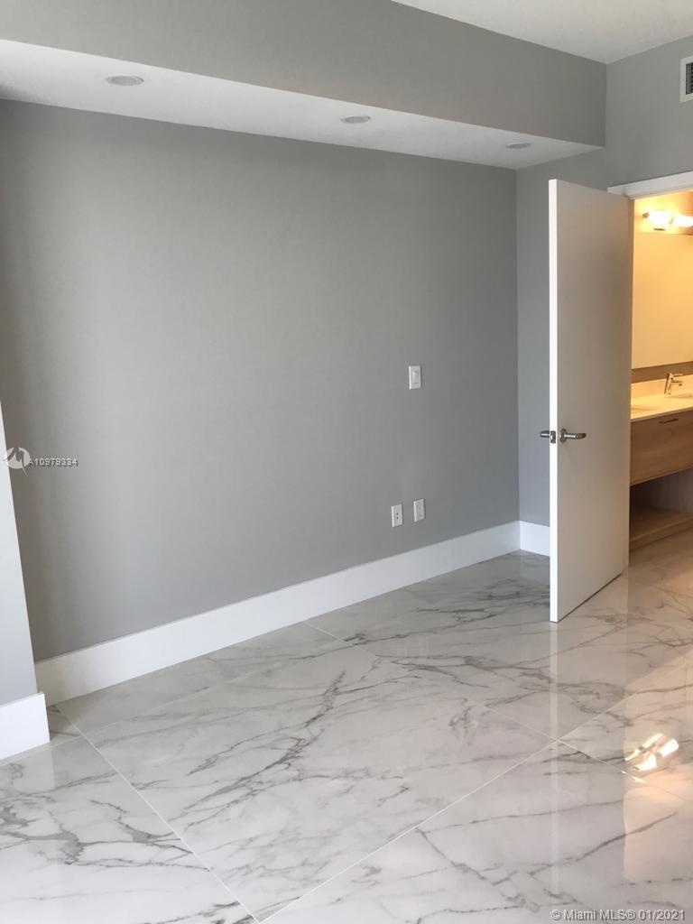 THE HARBOUR SOUTH CONDO - Residential Lease