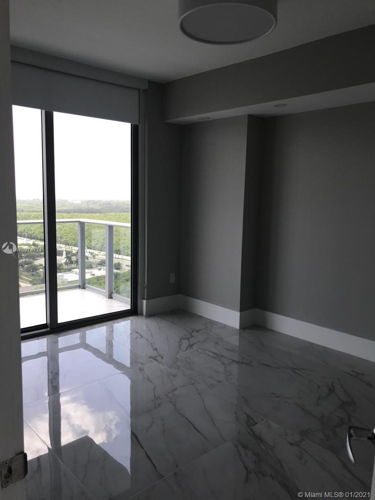 THE HARBOUR SOUTH CONDO - Residential Lease