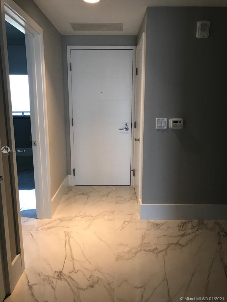 THE HARBOUR SOUTH CONDO - Residential Lease