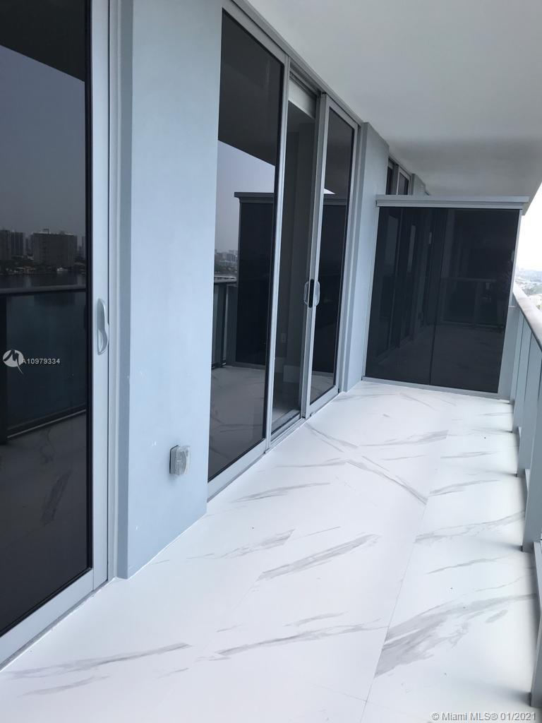 THE HARBOUR SOUTH CONDO - Residential Lease