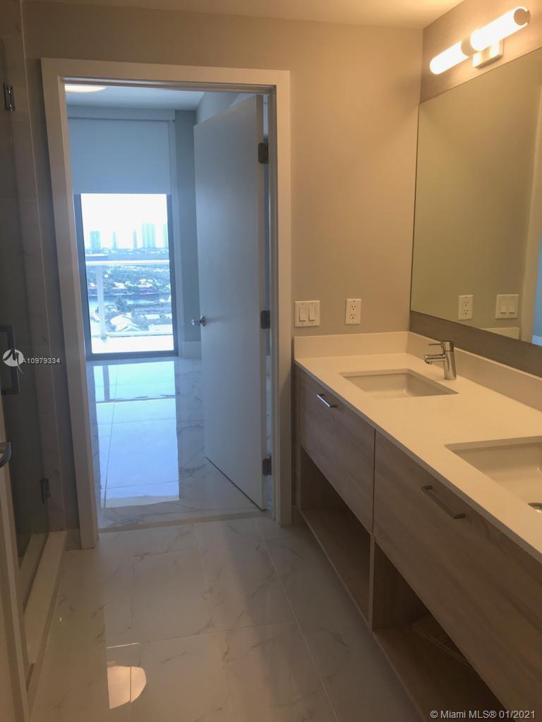 THE HARBOUR SOUTH CONDO - Residential Lease