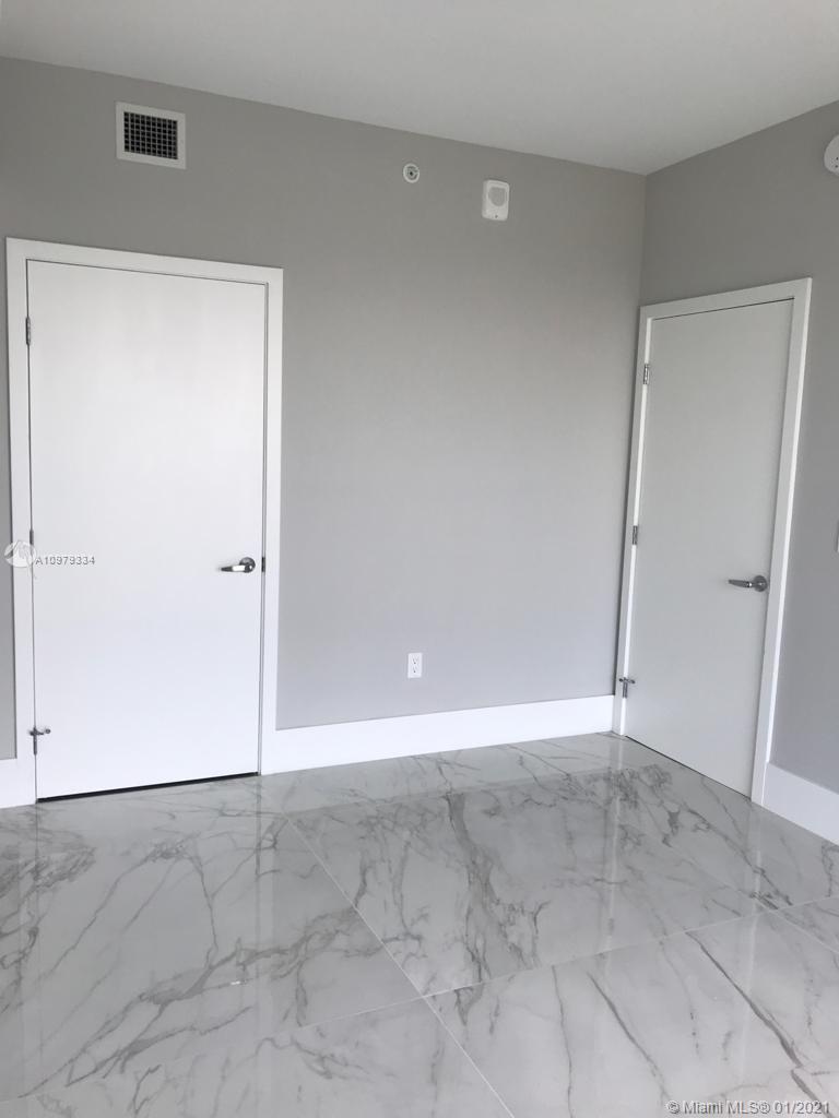 THE HARBOUR SOUTH CONDO - Residential Lease