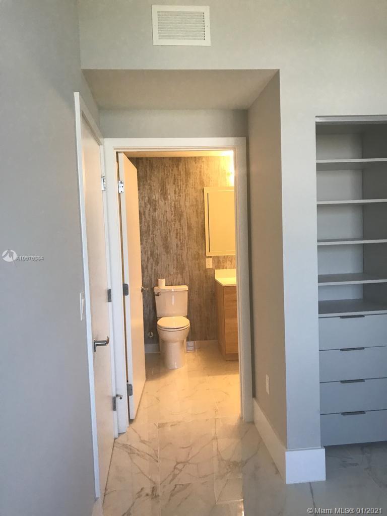 THE HARBOUR SOUTH CONDO - Residential Lease