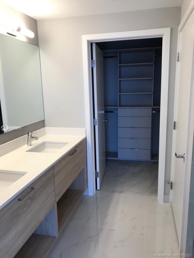 THE HARBOUR SOUTH CONDO - Residential Lease