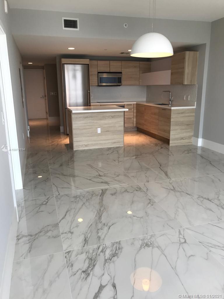 THE HARBOUR SOUTH CONDO - Residential Lease